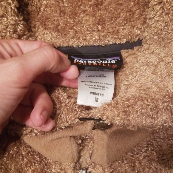 Patagonia Women's Full Zip Synchilla Fleece Jacket - Picture 2 of 8